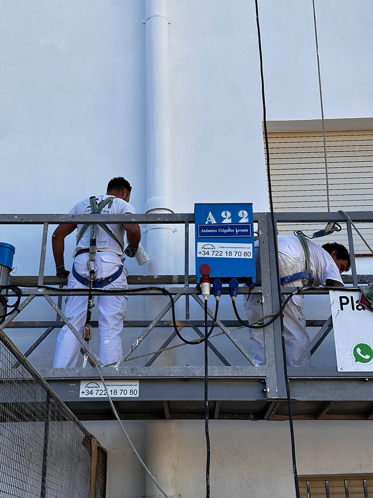 SM Deco ofrece servicios de impermeabilización en la Ràpita
